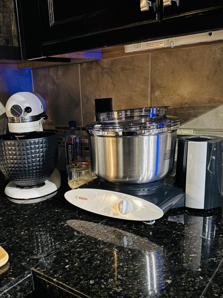 kitchenaid 5.5 quart bowl-lift stand mixer