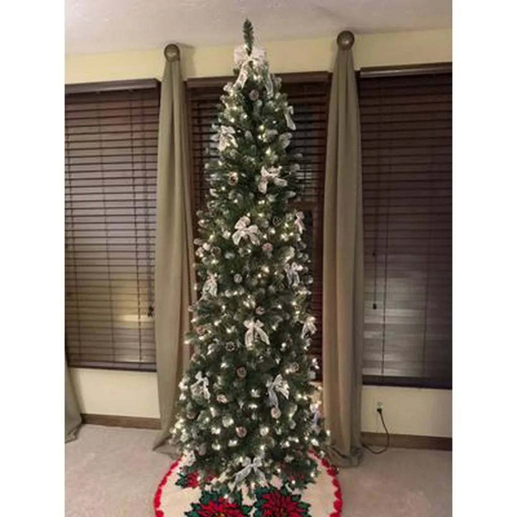 pencil christmas tree